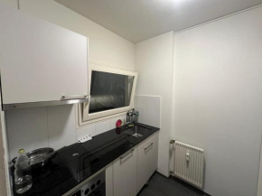Premium City Stay - Modern & Central